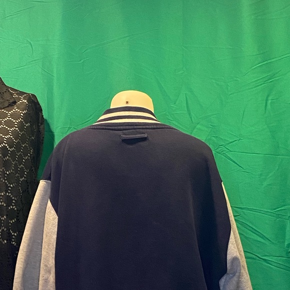 Sports jacket - Picture 4 of 6